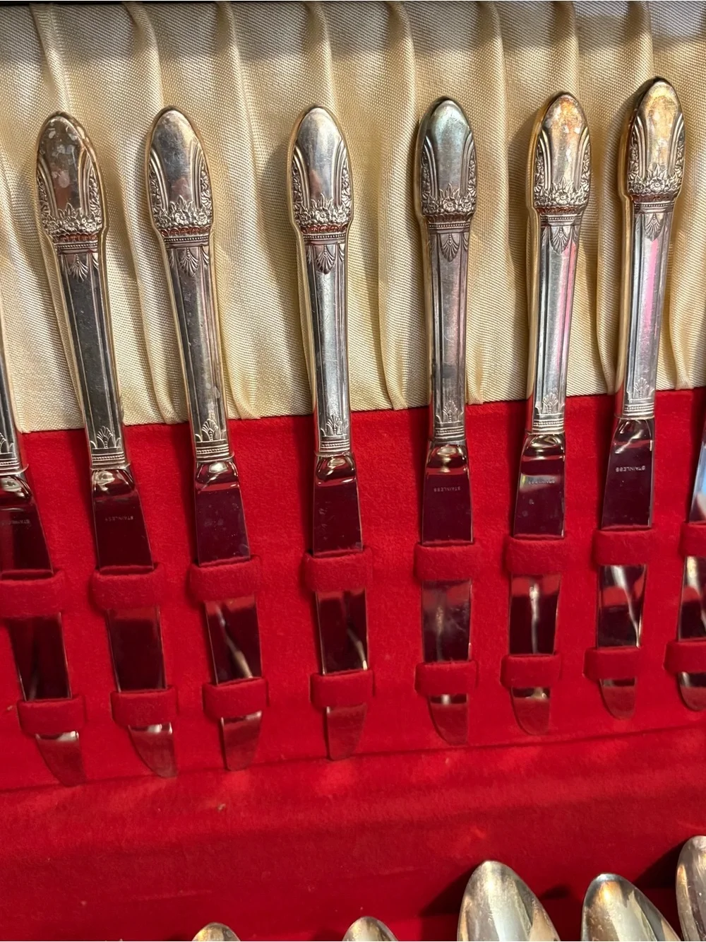 VTG 1847 Rogers IS “First Love” 59 Piece Silver Plate Flatware Set In Wood Case